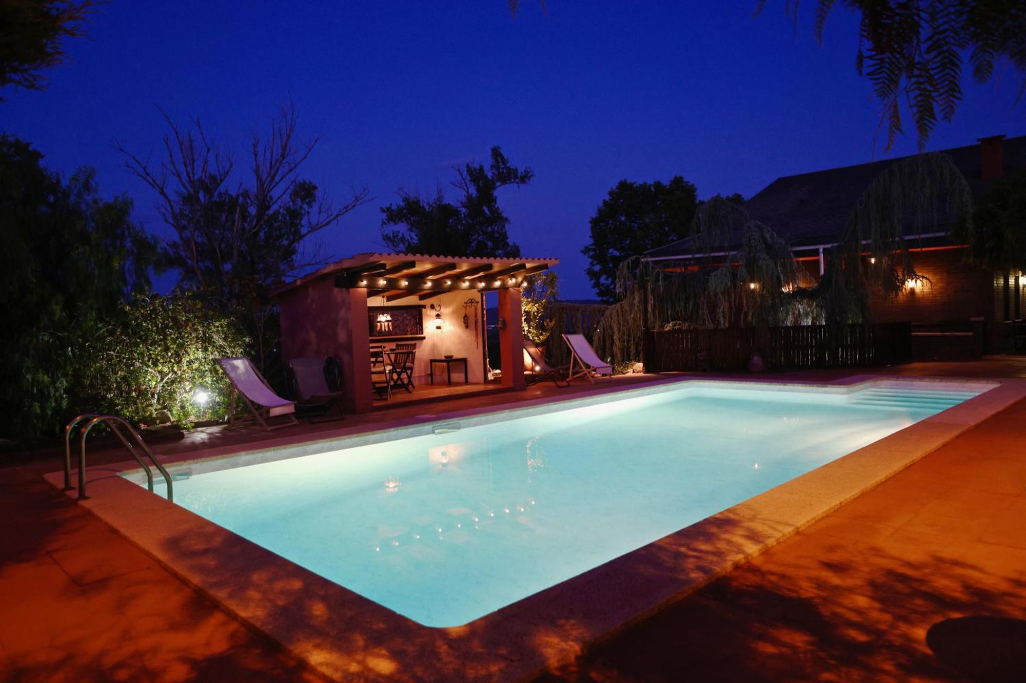 Willa El Cedre Blau Vivienda Con Piscina En Granollers Zewnętrze zdjęcie
