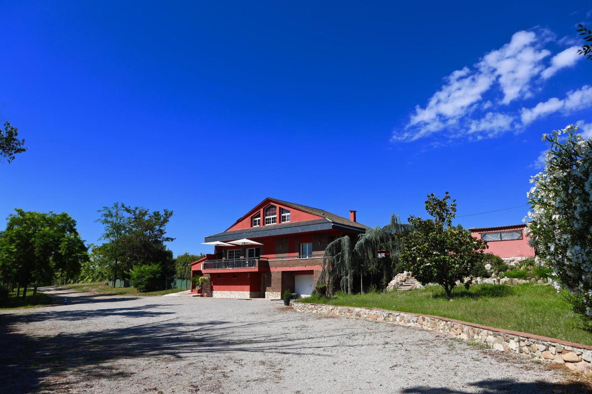 Willa El Cedre Blau Vivienda Con Piscina En Granollers Zewnętrze zdjęcie