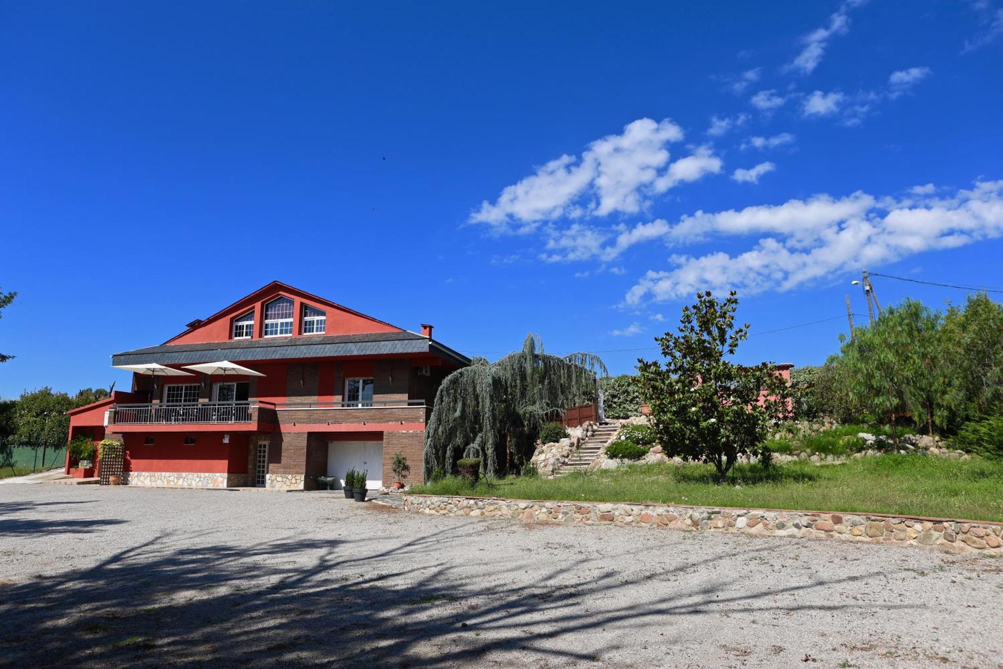 Willa El Cedre Blau Vivienda Con Piscina En Granollers Zewnętrze zdjęcie