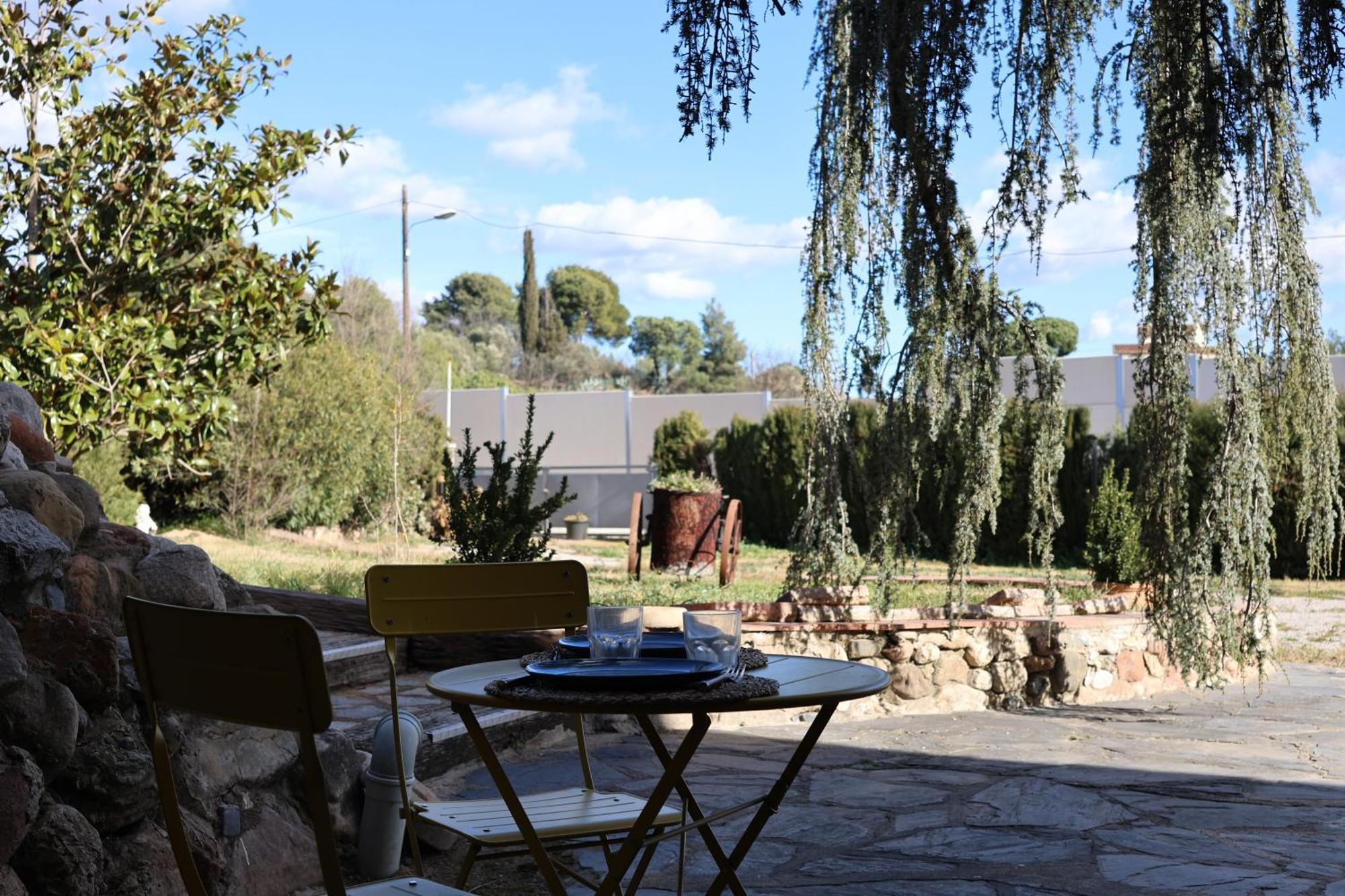 Willa El Cedre Blau Vivienda Con Piscina En Granollers Zewnętrze zdjęcie