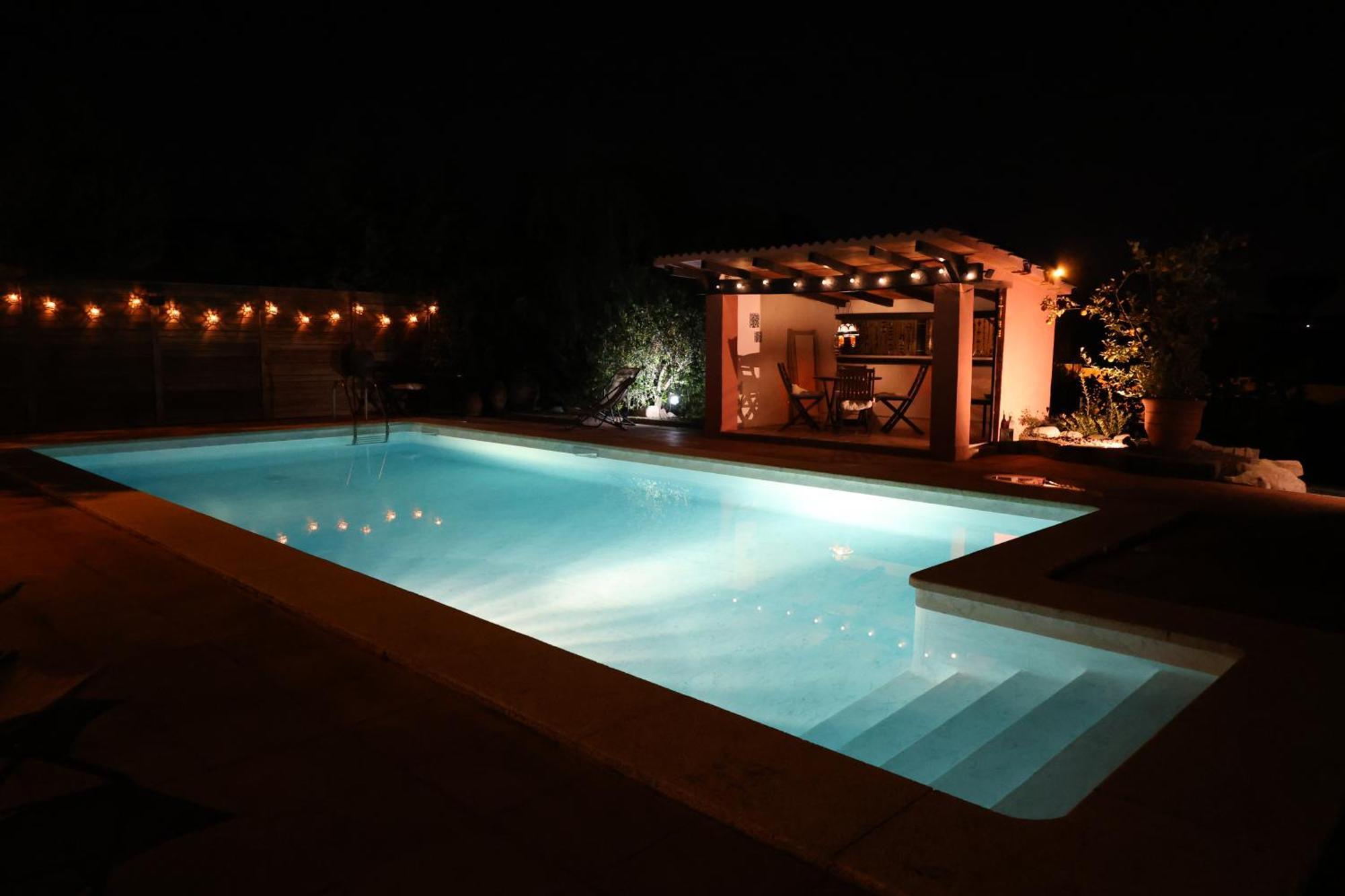 Willa El Cedre Blau Vivienda Con Piscina En Granollers Zewnętrze zdjęcie