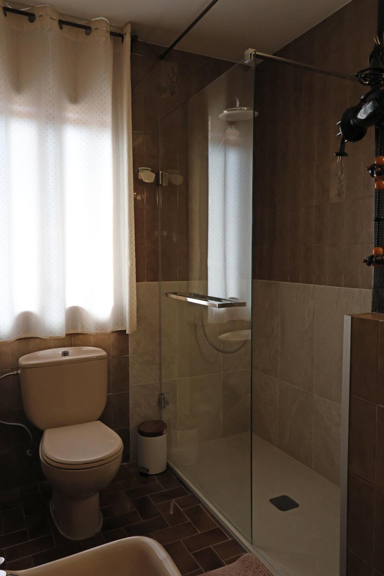 Willa El Cedre Blau Vivienda Con Piscina En Granollers Zewnętrze zdjęcie